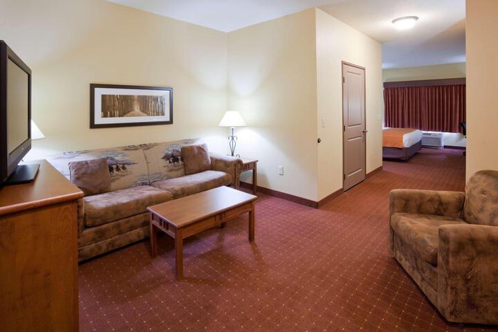 1 King Bed (2 of 62)