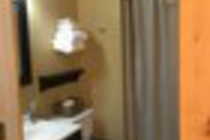 Room 131 of 279