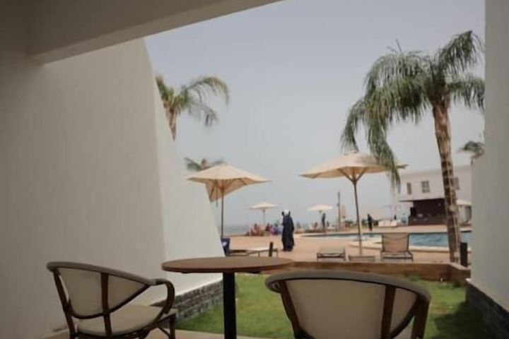 Terrace/Patio 7 of 34