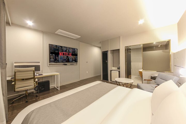 Room 20 of 45