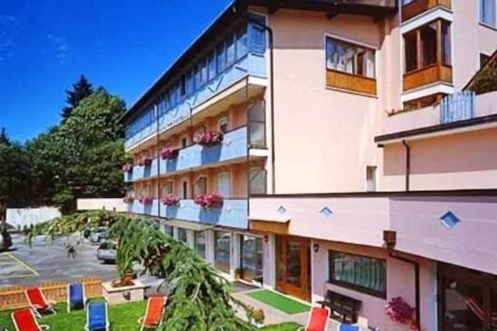 Hotel 45 of 48