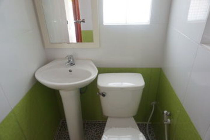Room 4 of 22