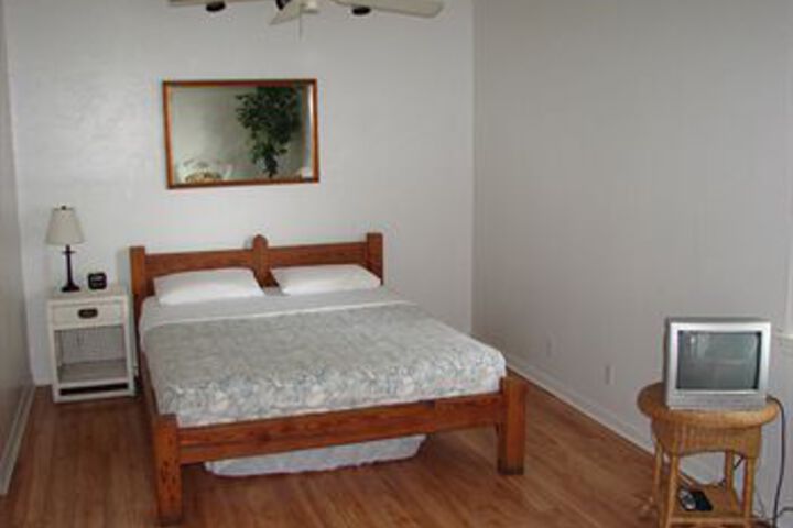 Room 7 of 37