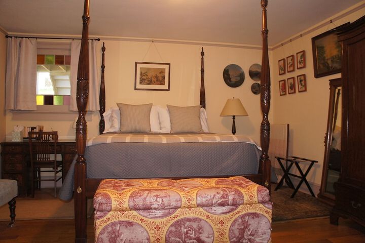Room 8 of 21