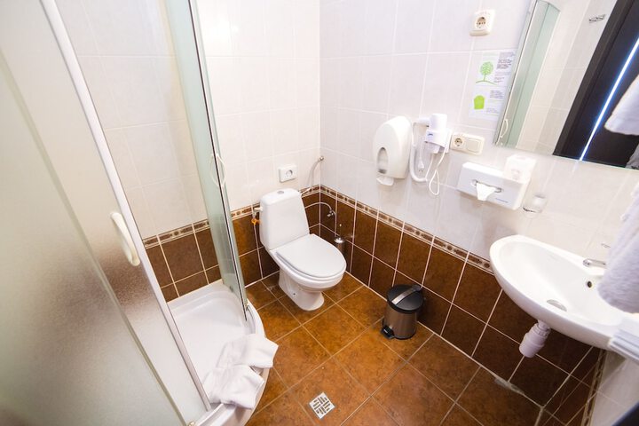 Clean Restrooms