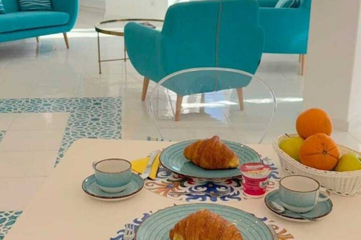 Breakfast/Coffee Service 142 of 221