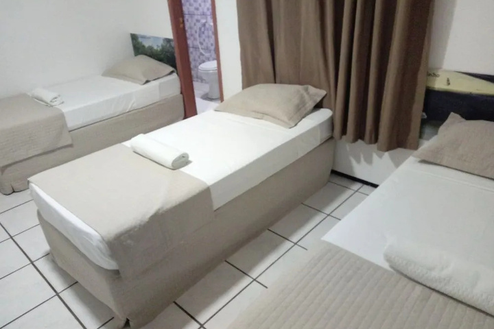 Room 7 of 17