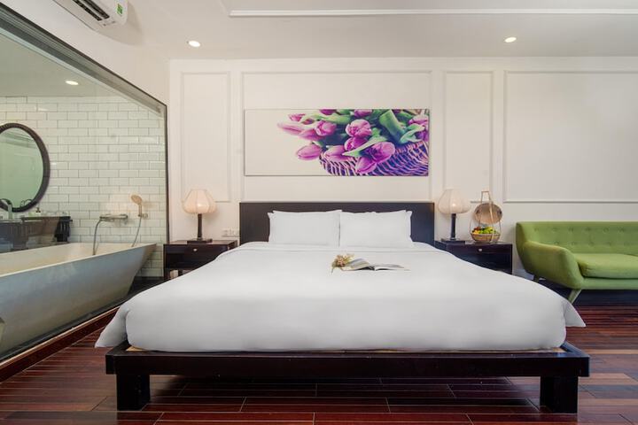 Room 21 of 59