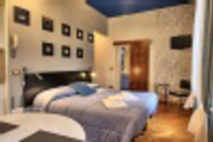 Room 40 of 528