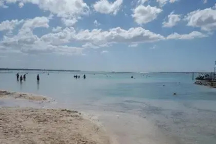 Beach 5 of 9