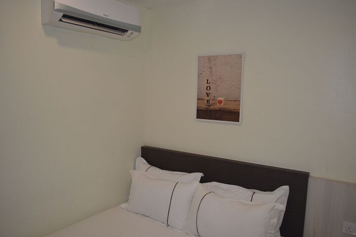 Room 44 of 57