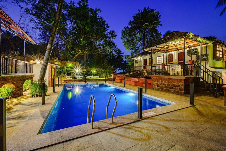 Pool 26 of 39