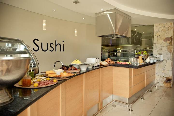 Dining Photos