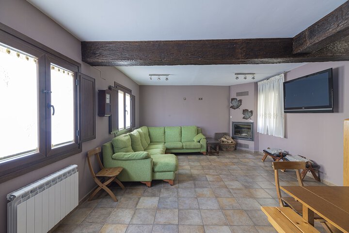 Room 11 of 23