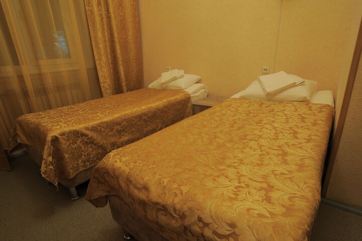 Room 20 of 100