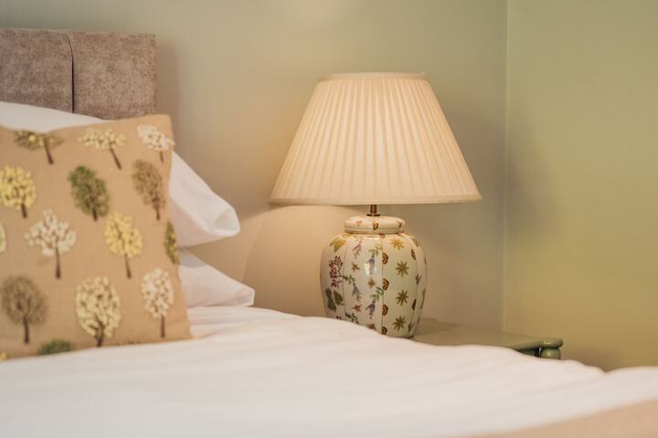 Room 6 of 26