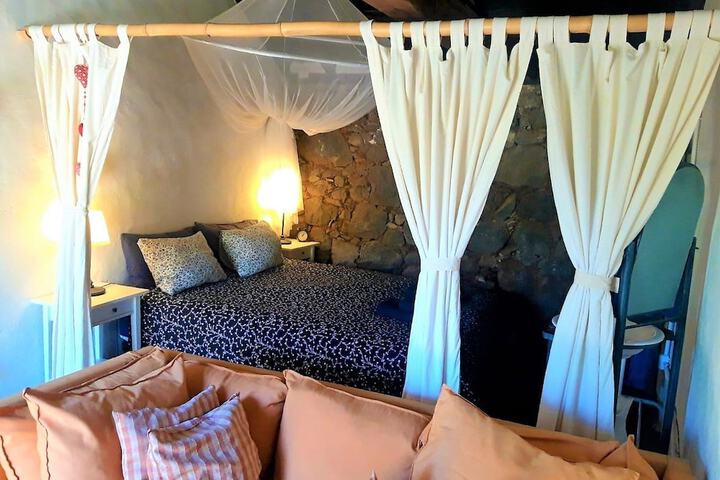 Room 6 of 43