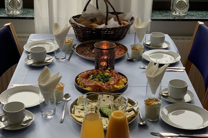 Breakfast/Coffee Service 50 of 53