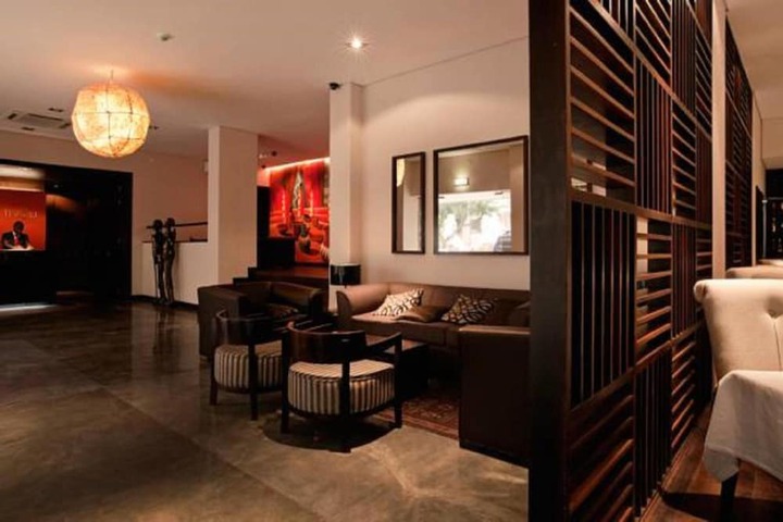 Hotel Lobby