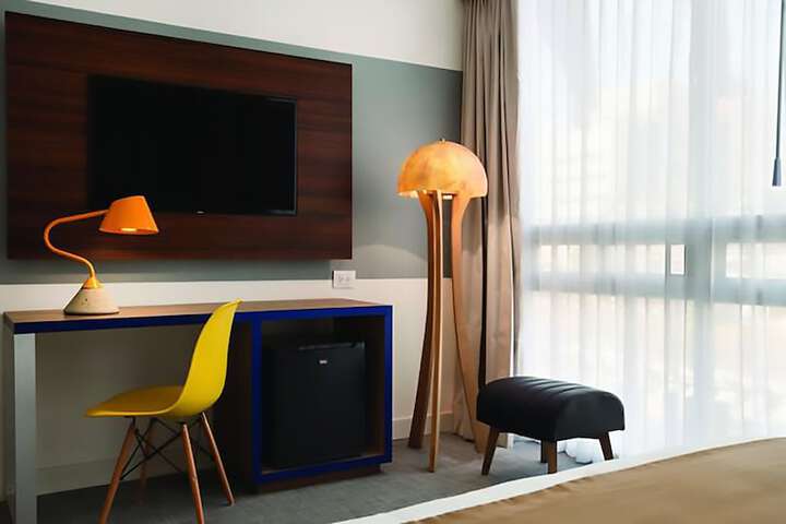 Room 14 of 73