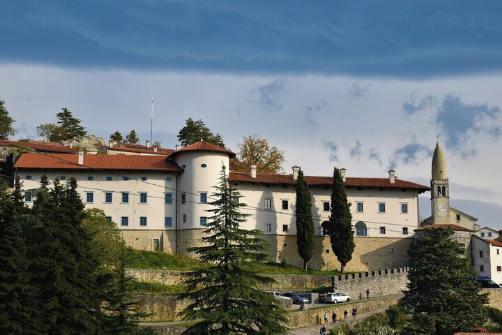 Hotel 16 of 17