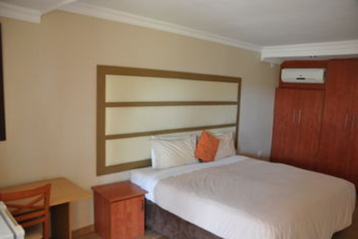 Room 12 of 31