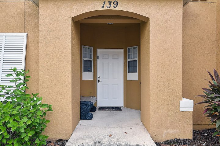 Room 61 of 79
