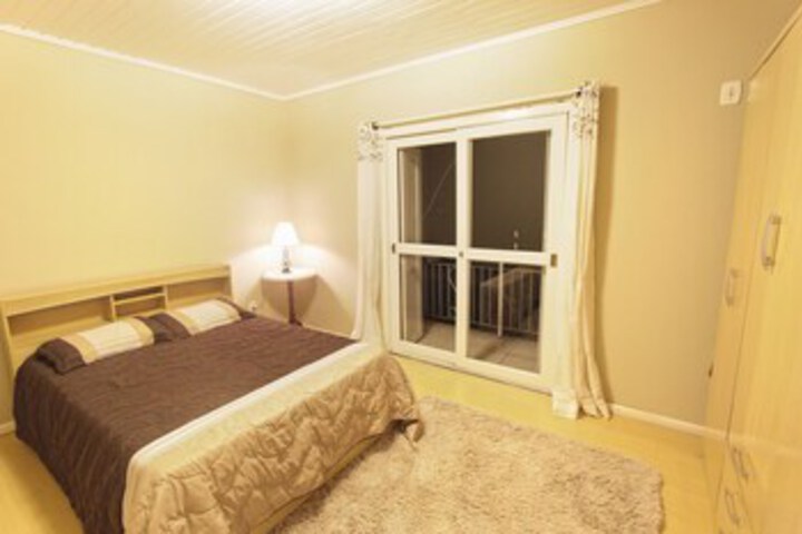 Room 17 of 19