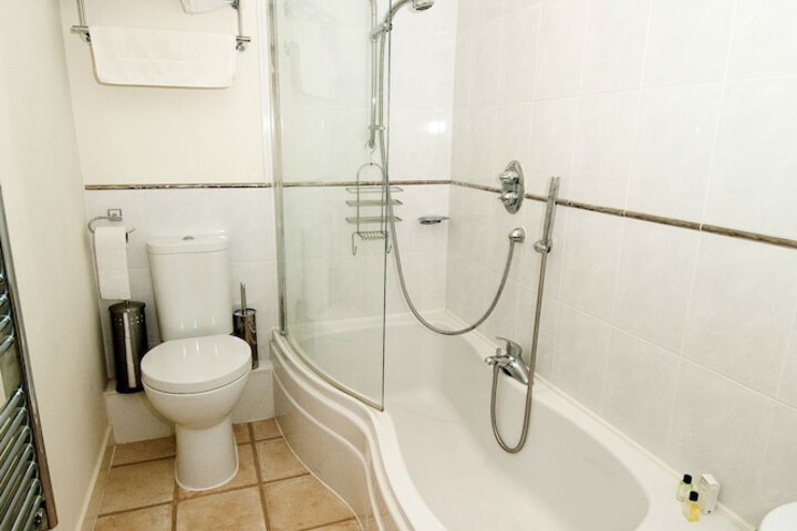 Bath Photo
