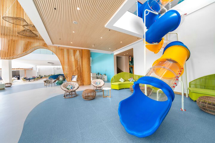 Hotel Interior 2 of 24