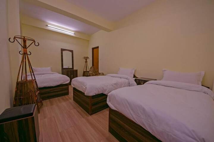 Hotel Thousand