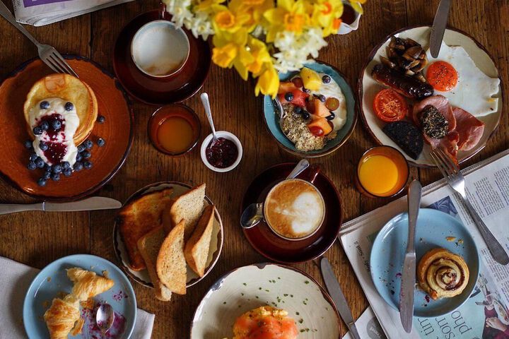 Breakfast/Coffee Service 32 of 35