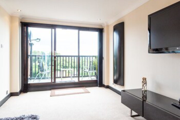 Terrace/Patio 5 of 48
