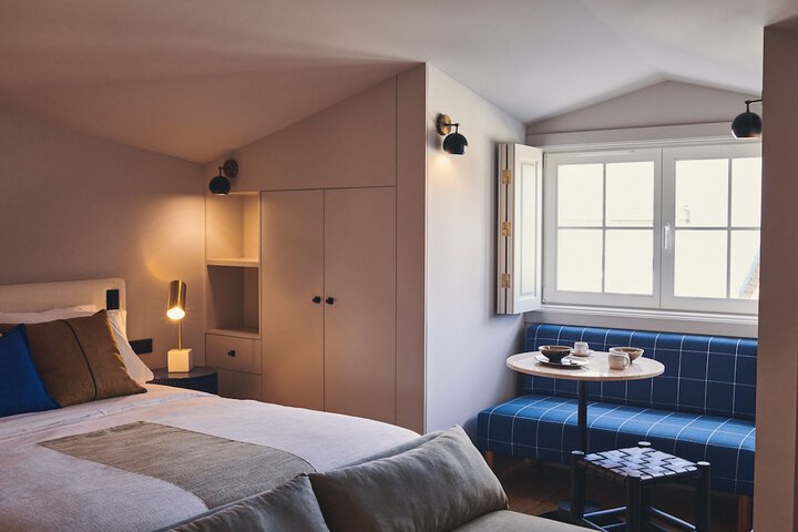 Room 10 of 159
