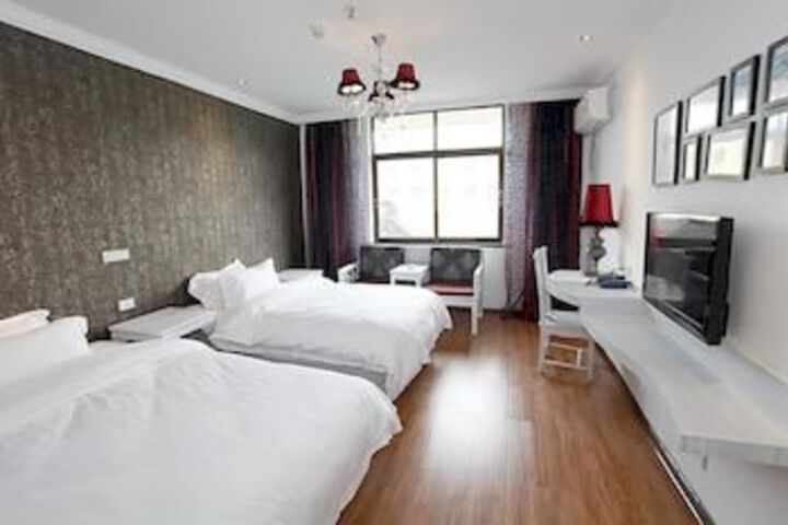 Room 21 of 37