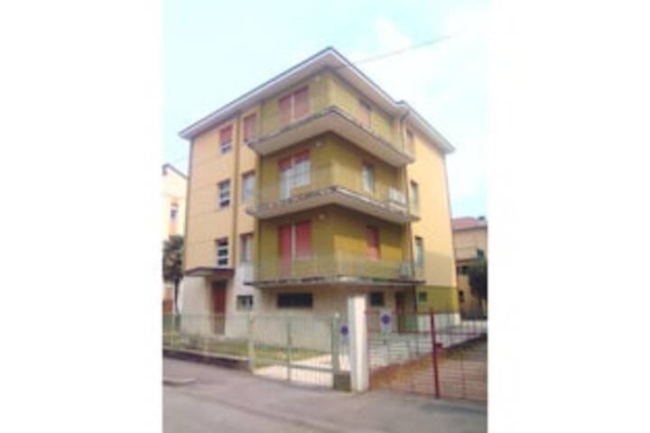 Hotel 64 of 67