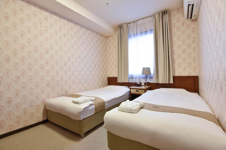 Room 14 of 67