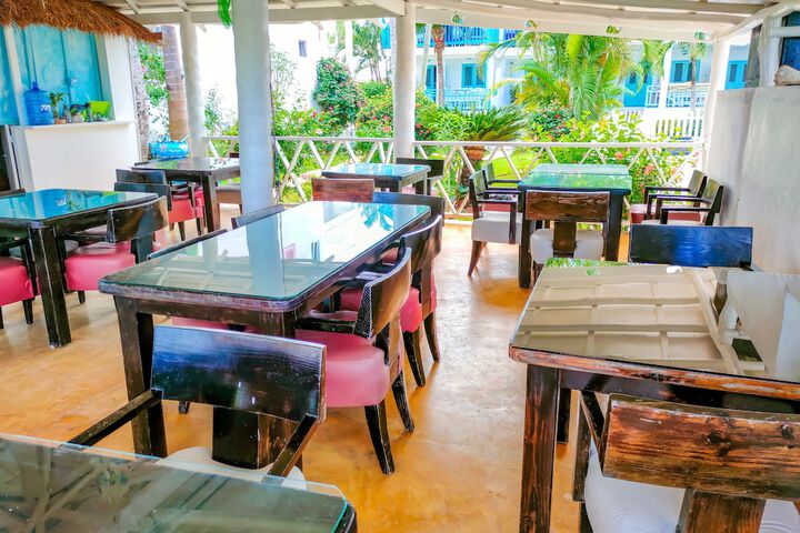 Dining 116 of 127