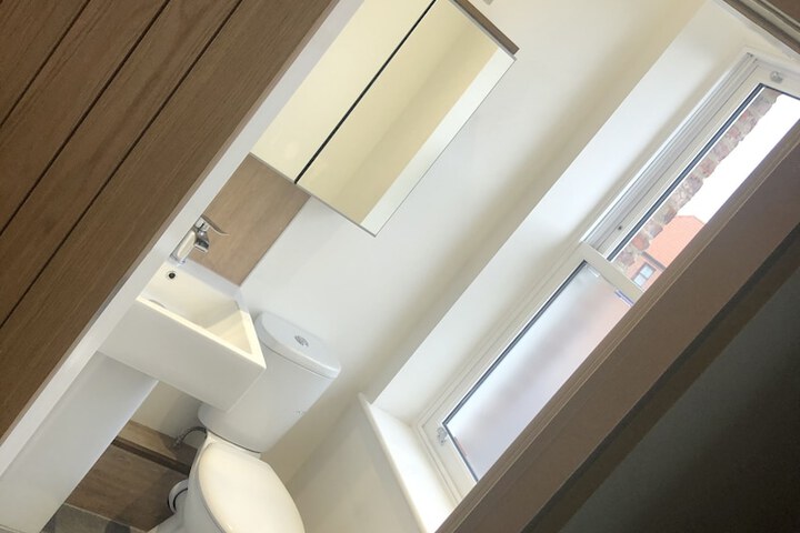 Room 10 of 11