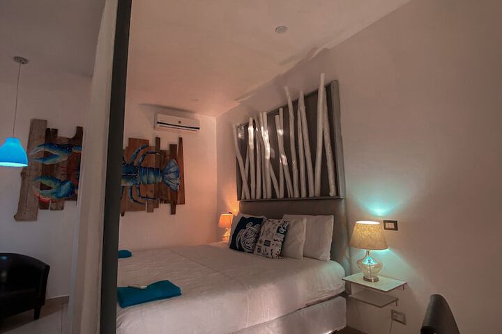 Room 34 of 69