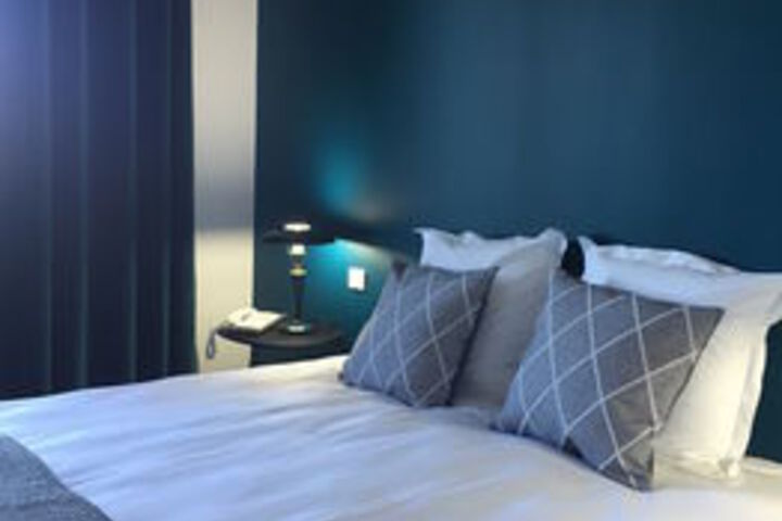 Room 16 of 35