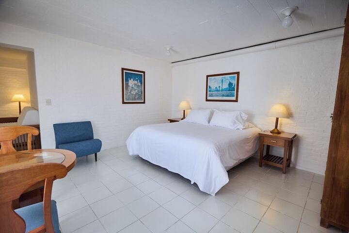 Room 8 of 49
