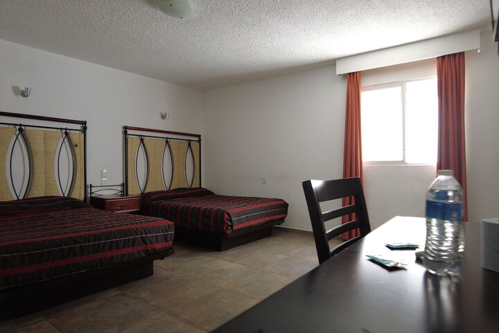 Room 15 of 44