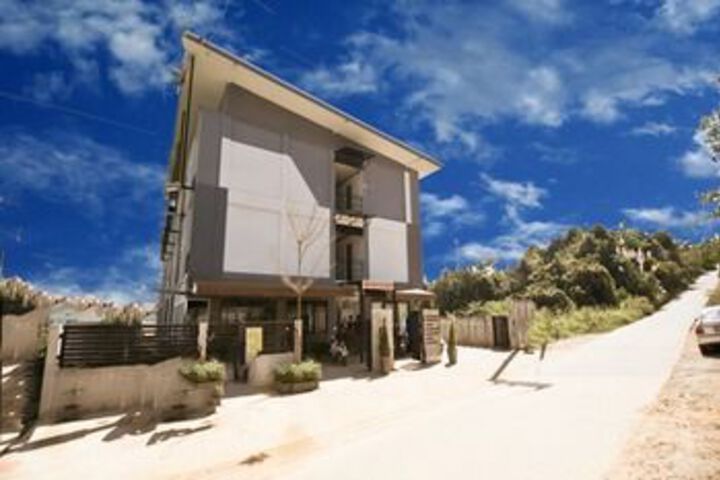 Triple P Boutique Residence - Caters to Women