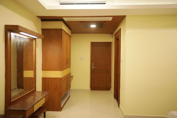 Room 7 of 35