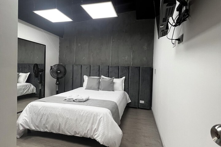 Room 40 of 87