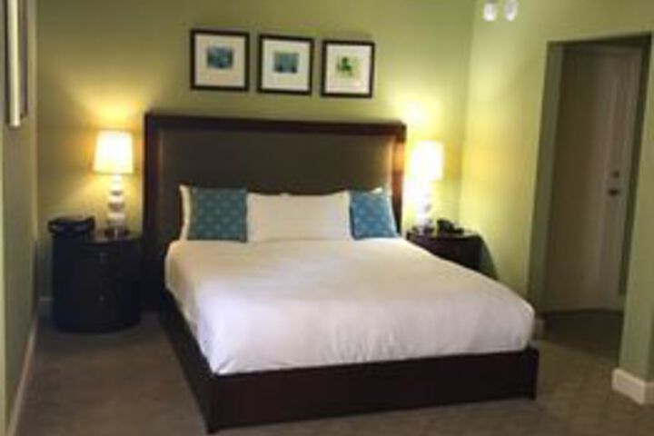 Room 36 of 86