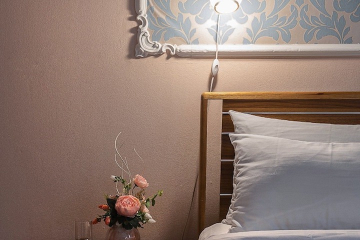 Room 21 of 167