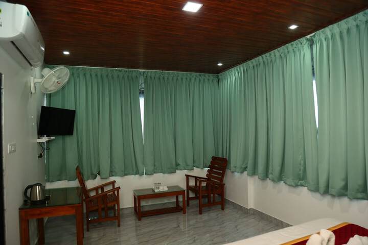 Room 21 of 47