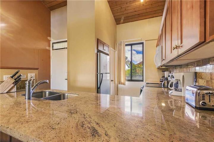 Kamaole Sands 2 401 Condo in Wailea, HI